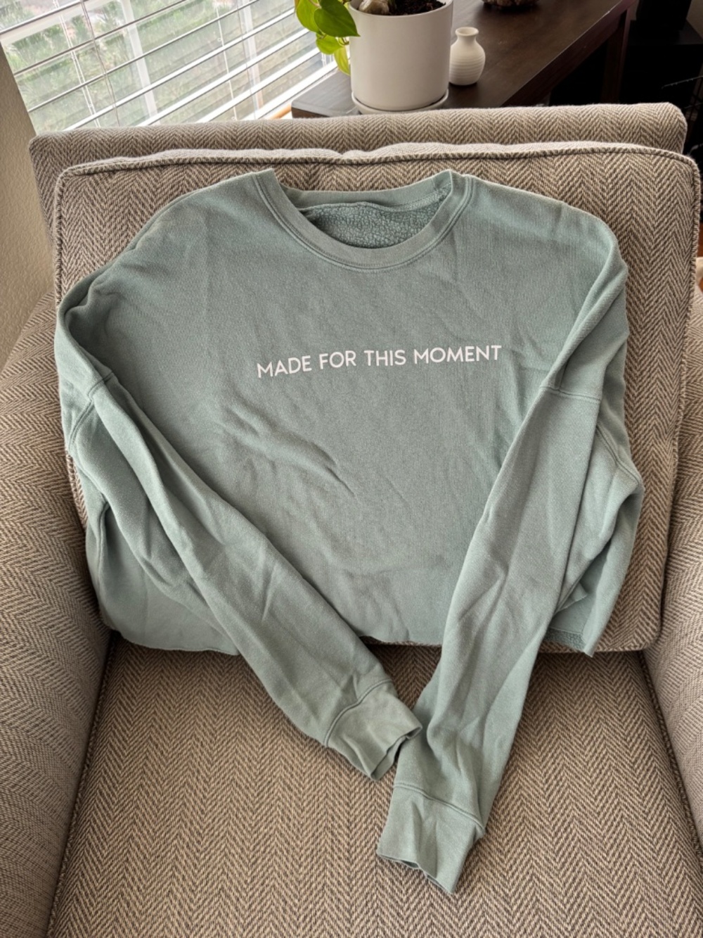 Madi Prewett "Made for this Moment" - oversized crop top teal XL - Christian - Picture 3 of 3